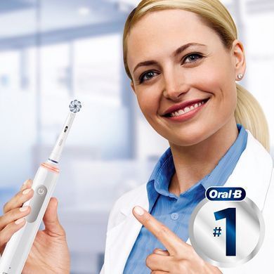 Електрична зубна щітка Braun Oral-B PRO3 3500 White з дорожнім футляром, Білий